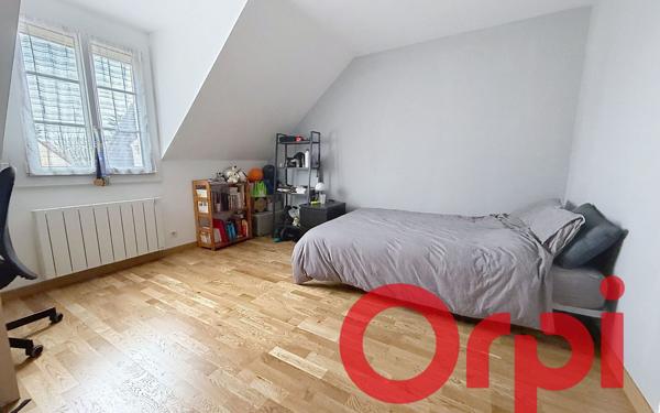 Maison à vendre    6 pièces • 588 m2 Verrières-le-Buisson