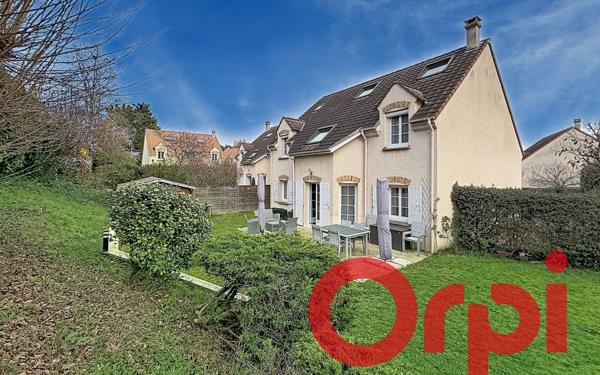 Maison à vendre    6 pièces • 588 m2 Verrières-le-Buisson