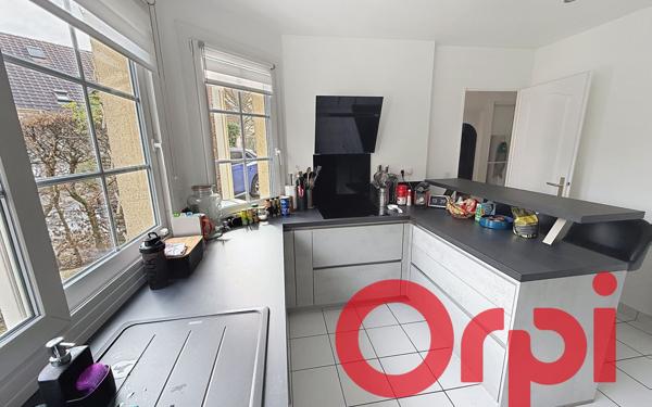 Maison à vendre    6 pièces • 588 m2 Verrières-le-Buisson