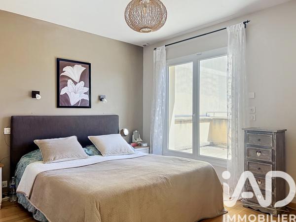 Maison à vendre 5 pièces 103 m² Saint-Cyr-l'École