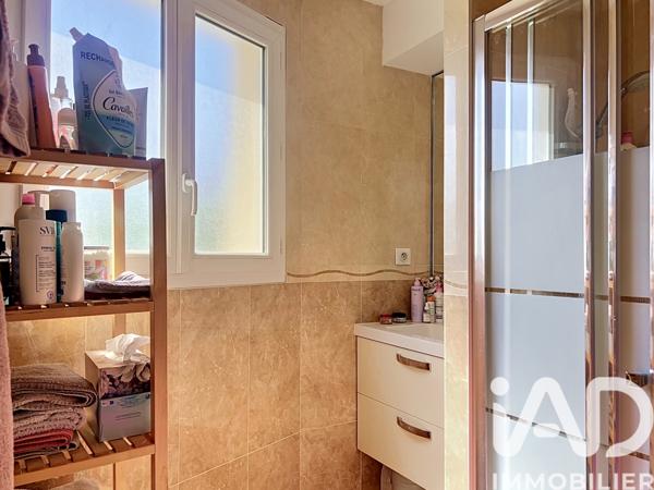 Maison à vendre 5 pièces 103 m² Saint-Cyr-l'École