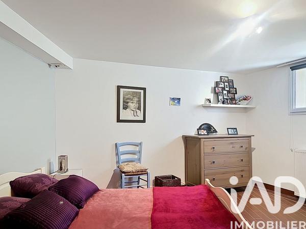 Maison à vendre 5 pièces 103 m² Saint-Cyr-l'École