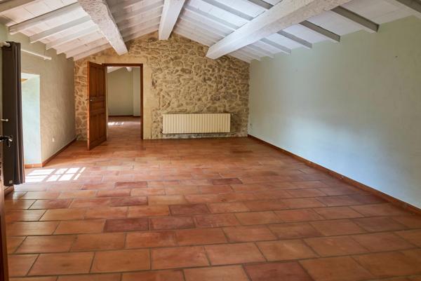 Vente Mas Uzès 8 Pièces 290 m²