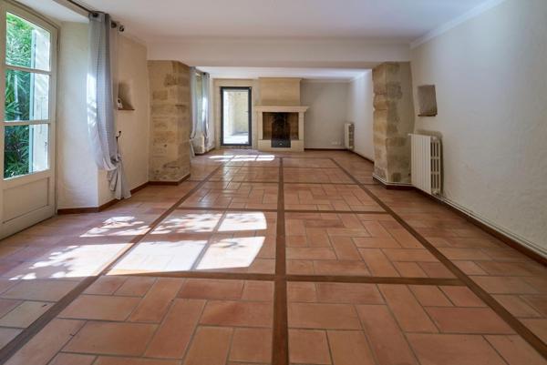 Vente Mas Uzès 8 Pièces 290 m²