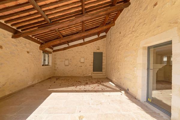 Vente Mas Uzès 8 Pièces 290 m²