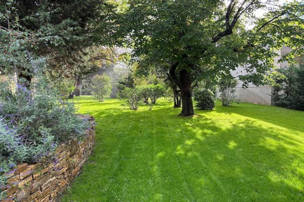 Vente Mas Uzès 8 Pièces 290 m²