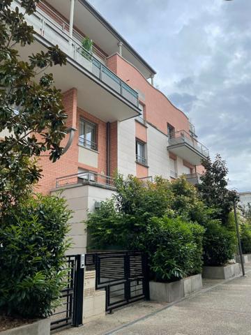 Appartement LAGNY SUR MARNE 2 pièce(s) 51 m2 + parking + cave