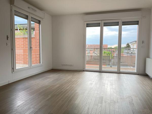 Appartement LAGNY SUR MARNE 2 pièce(s) 51 m2 + parking + cave