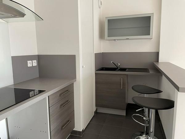 Appartement LAGNY SUR MARNE 2 pièce(s) 51 m2 + parking + cave