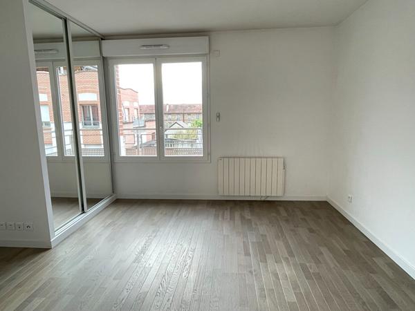 Appartement LAGNY SUR MARNE 2 pièce(s) 51 m2 + parking + cave