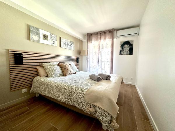 SUPERBE 3 PIECES PROCHE CENTRE VILLE ENTIEREMENT RENOVE DANS RESIDENCE AVEC PISCINE