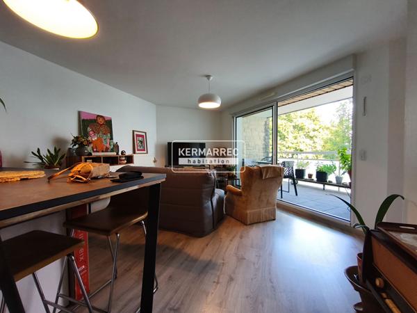 Appartement 2 pièces – 46 m² environ à Vannes (ref : 100882-ET)