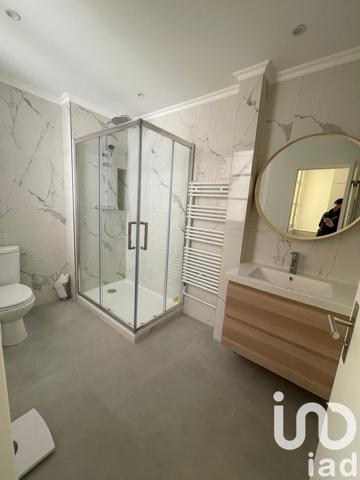 Appartement 2 pièces de 46 m² à Paris (75007)