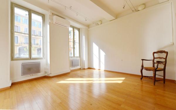 Appartement à vendre    4 pièces • 86,24 m2 Grasse