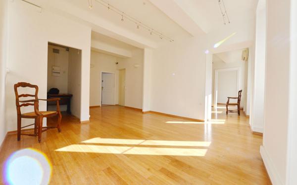 Appartement à vendre    4 pièces • 86,24 m2 Grasse