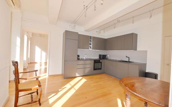 Appartement à vendre    4 pièces • 86,24 m2 Grasse