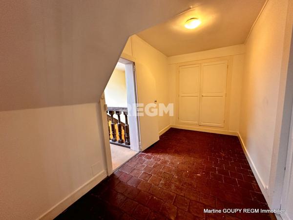 Orléans (45000) ORLEANS (45) – Centre / Cathédrale – Foncier sur 3 niveaux 360 m² /sol - Investisseurs