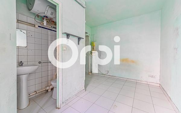 Appartement à vendre    1 pièce • 12,54 m2 Paris 11