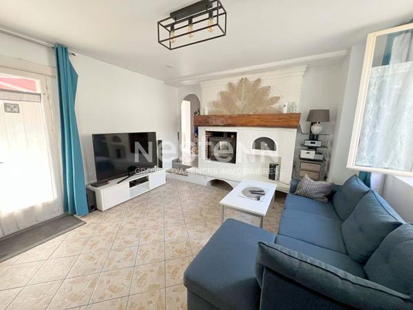 Maison CHAUMONT EN VEXIN 5 pièce(s) 102 m2 + double garage + terrain de 1500 m