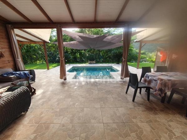 SUBERBE VILLA BIOCLIMATIQUE AVEC PISCINE + Un T2 A LE MARIN