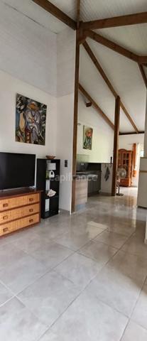 SUBERBE VILLA BIOCLIMATIQUE AVEC PISCINE + Un T2 A LE MARIN