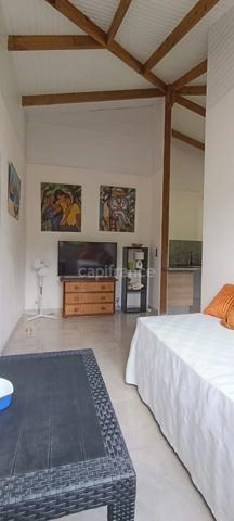 SUBERBE VILLA BIOCLIMATIQUE AVEC PISCINE + Un T2 A LE MARIN