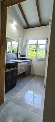 SUBERBE VILLA BIOCLIMATIQUE AVEC PISCINE + Un T2 A LE MARIN