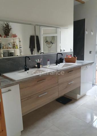 SUBERBE VILLA BIOCLIMATIQUE AVEC PISCINE + Un T2 A LE MARIN