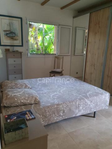 SUBERBE VILLA BIOCLIMATIQUE AVEC PISCINE + Un T2 A LE MARIN