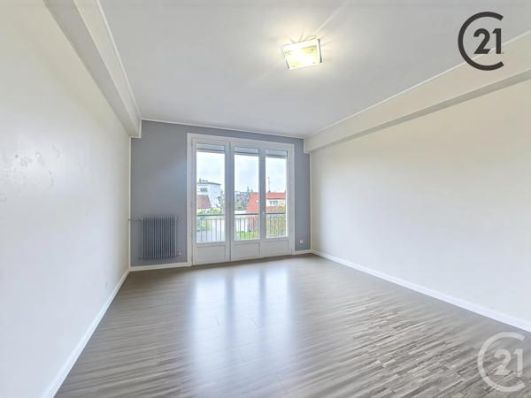 Appartement T2 à vendre  2 pièces - 46 m 2   TROYES  - 10