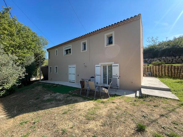 Villa Mimet 7 Pièces 230 m² .T2 Indépendant Loué . Terrain 1 200 m² . Piscine. Stationnement 6 Voitures. Pas de travaux. Calme