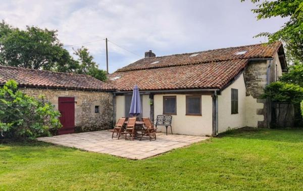 Vente Maison rénové(e) Sauze-vaussais   