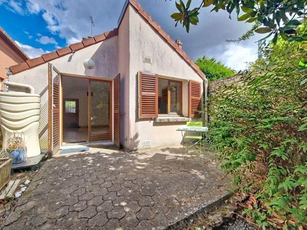 Maison à vendre 185 000 € Les Mureaux 4 p 73,7 m² DPE F