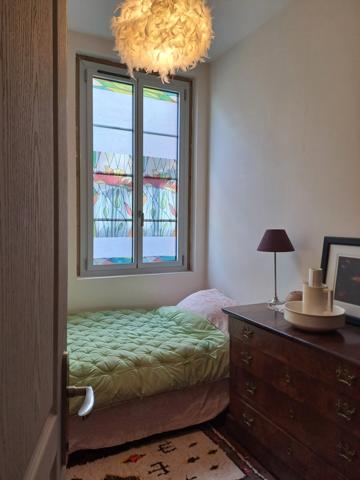 APPARTEMENT 3 pièces lumineux avec terrasse et parking au centre ville