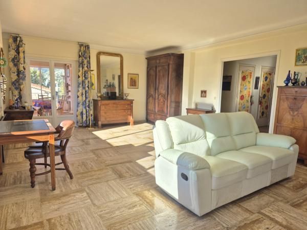 Appartement 4 pièces - 140 m² Bien prestige