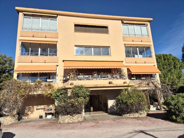 Appartement 4 pièces - 140 m² Bien prestige