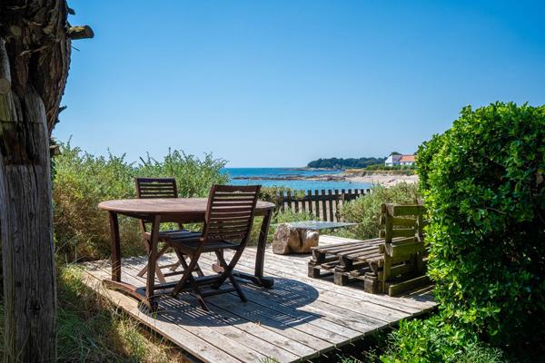 Villa d’architecte face mer sur la côte sauvage
