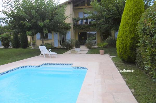 Dpt Landes (40), à vendre GEAUNE maison P6 de 185 m² - Terrain de 1 475,00 m²