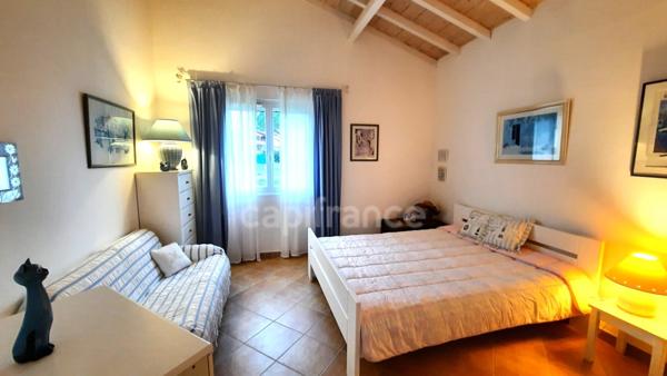 Dpt Landes (40), à vendre GEAUNE maison P6 de 185 m² - Terrain de 1 475,00 m²