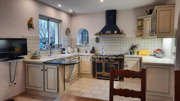 Dpt Landes (40), à vendre GEAUNE maison P6 de 185 m² - Terrain de 1 475,00 m²