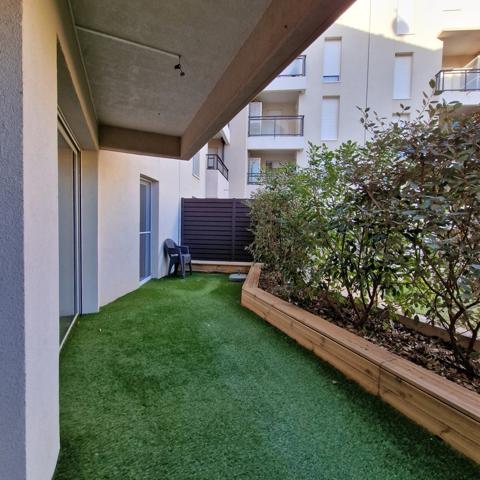 Dpt Corse (20), à vendre PROPRIANO CENTRE, appartement de plain pied type 2 au calme avec terrasse