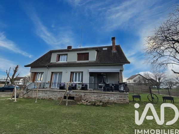 Maison à vendre 7 pièces 177 m² Cousance