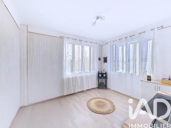 Maison à vendre 7 pièces 177 m² Cousance