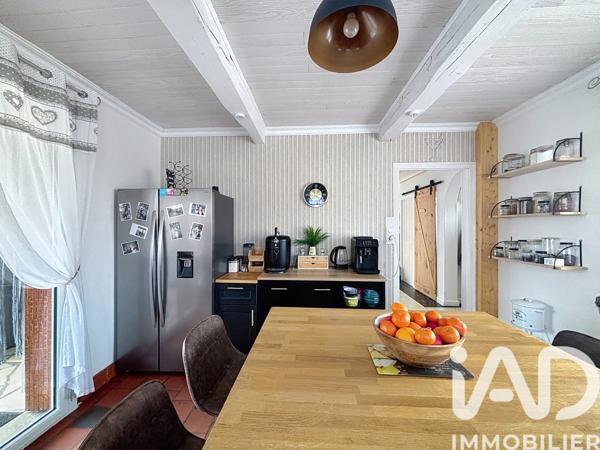 Maison à vendre 7 pièces 177 m² Cousance