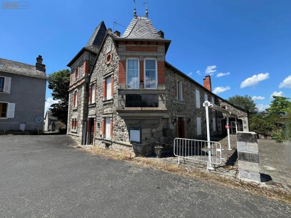 Maison individuelle à vendre à Saignes dans le Cantal (15240), ref : 68T-15029