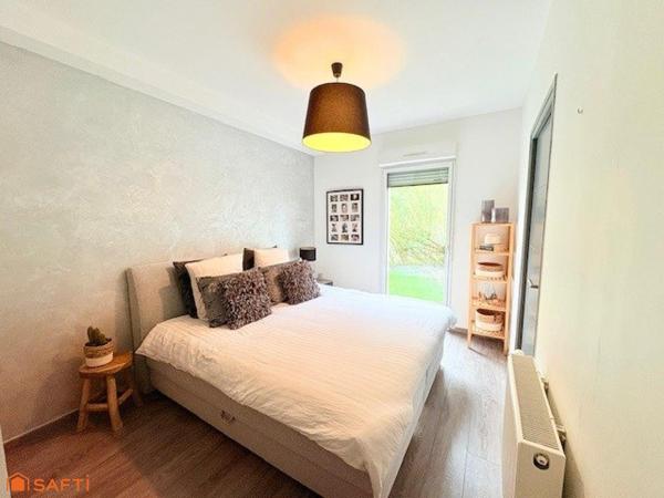 EN EXCLUSIVITÉ – Superbe pavillon individuel de 160 m² semi plain-pied à Saint-Amand-les-Eaux avec garage