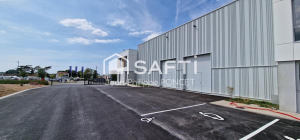 Bâtiment commerciaux avec Entrepôt et bureaux