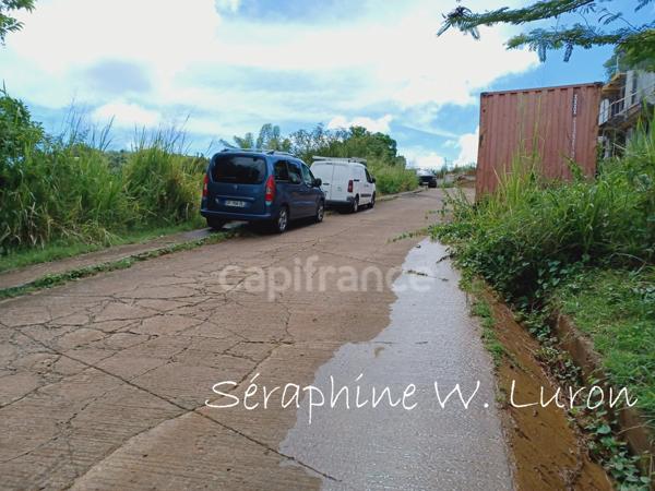 Dépt 972 Terrain à bâtir - 1984,00 m² LA TRINITE - 230 000 €