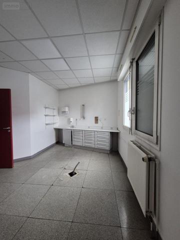 Local Professionnel et commercial à vendre à Audincourt dans le Doubs (25400), ref : VP127-25014