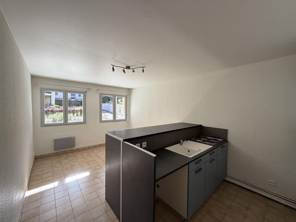 Appartement F2 - MONTROND LES BAINS